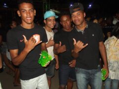 Oktober 10 Anos